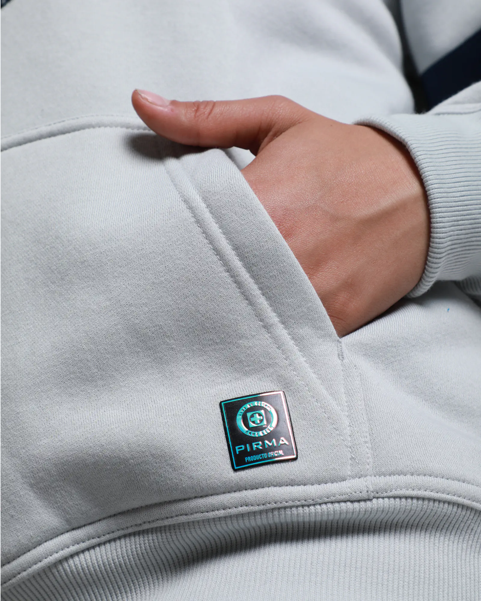 2DA SUDADERA HOODY FEM 1ER EQUIPO GRIS - Image 4
