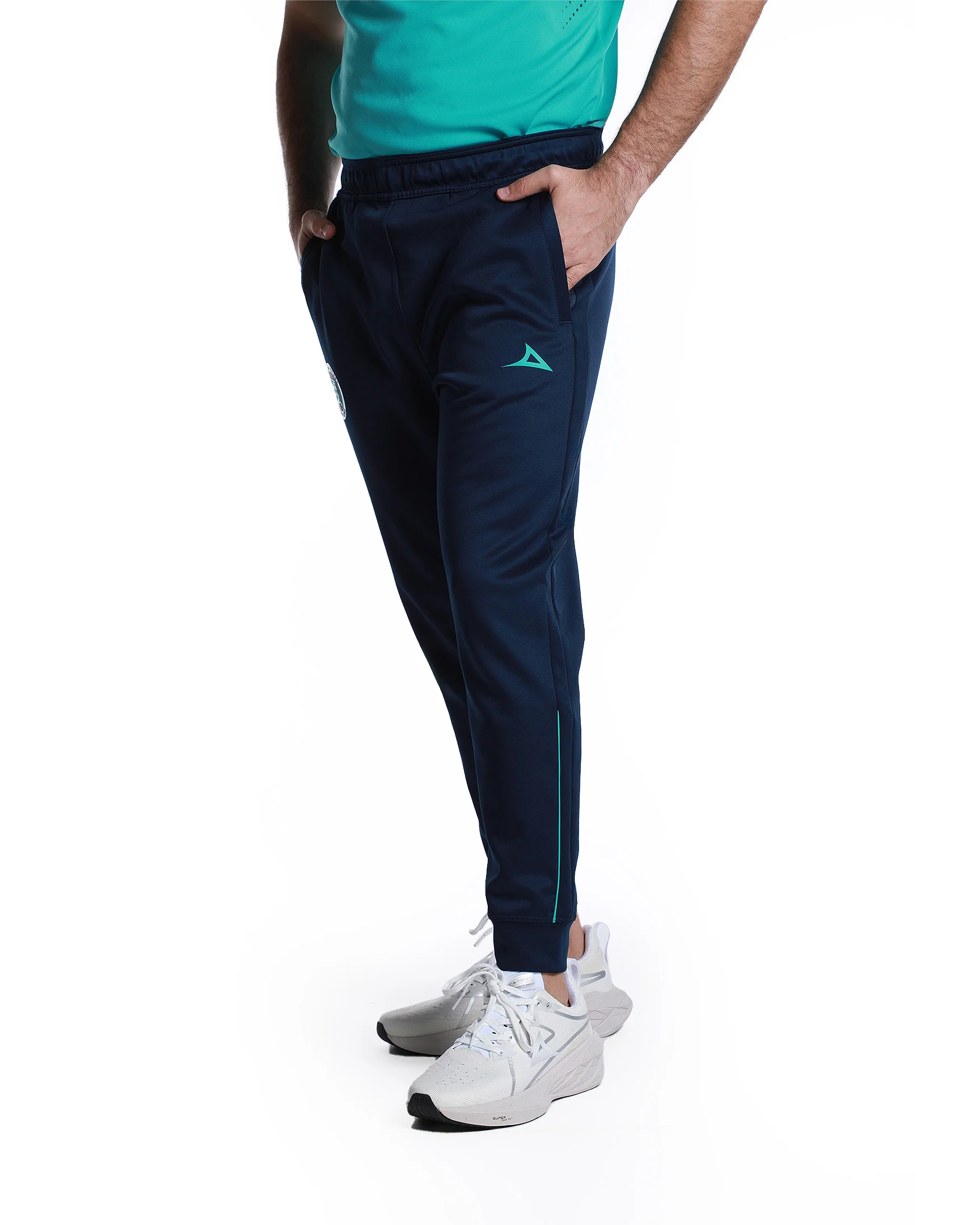 3ER PANTALON DE VIAJE CAB 1ER EQUIPO A. MNO - Image 3